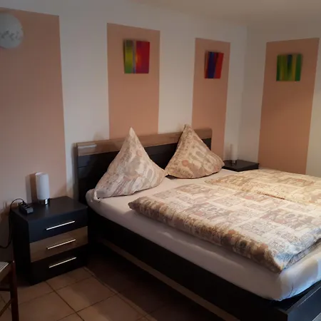 Jaegerstube ゲストハウス Görgeshausen