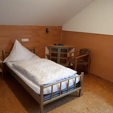 ゲストハウス Jaegerstube