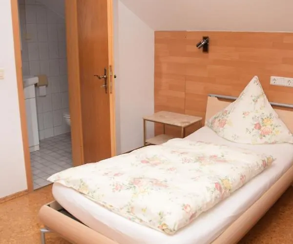 Jaegerstube Penzion Görgeshausen